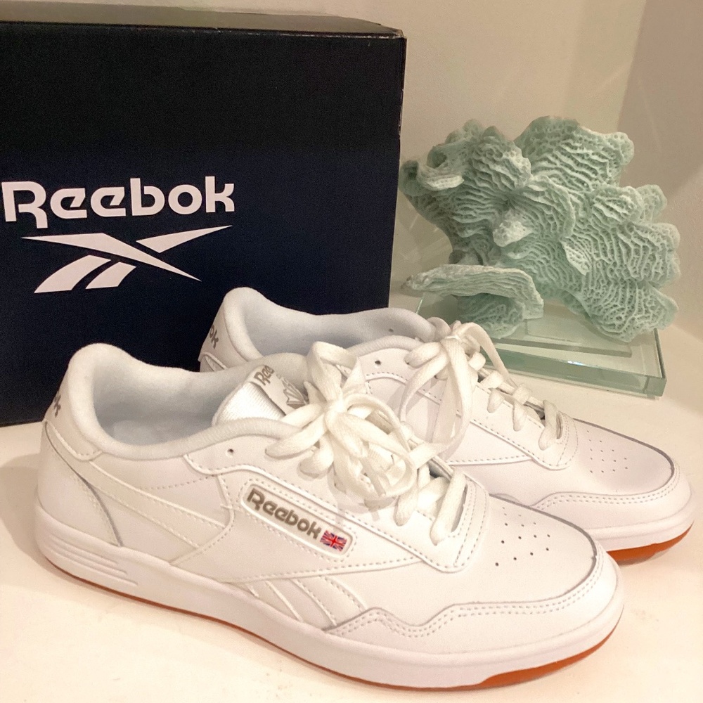 Reebok Unisex Club White Leather Memt Classic Tennis Shoes Sz Men’s 7.5 Womens 9